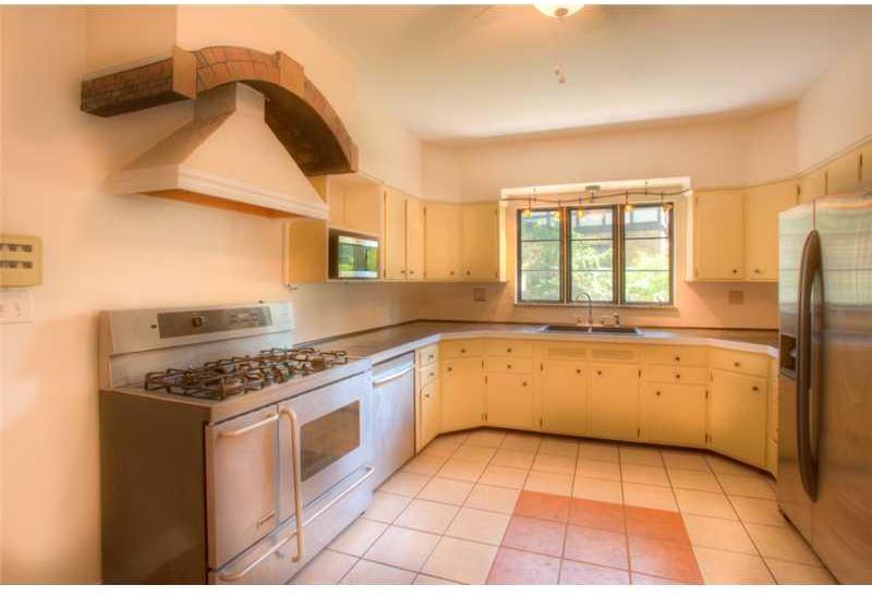 45 Edgecliff Road Rosslyn Farms, PA 15106 - Photo 6 of 17