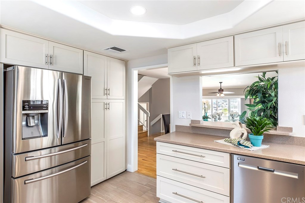 16276 Pacific Circle, Unit A Huntington Beach, CA 92649 - Photo 13 of 36