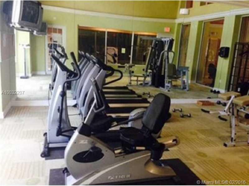 470 South Park Road, Unit 7207 Hollywood, FL 33021 - Photo 8 of 11