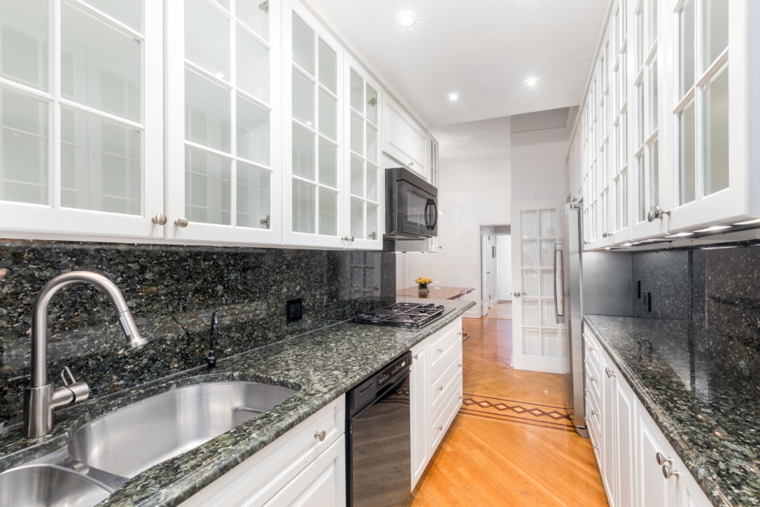 22 Montgomery Place, Unit 2 Brooklyn, NY 11215 - Photo 4 of 8