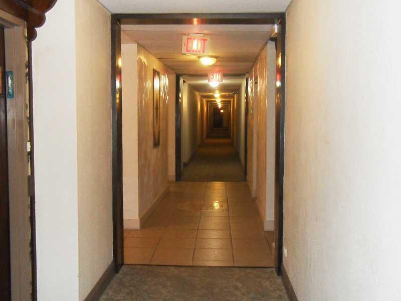 3740 Inverrary Drive, Unit 3T Lauderhill, FL 33319 - Photo 8 of 23