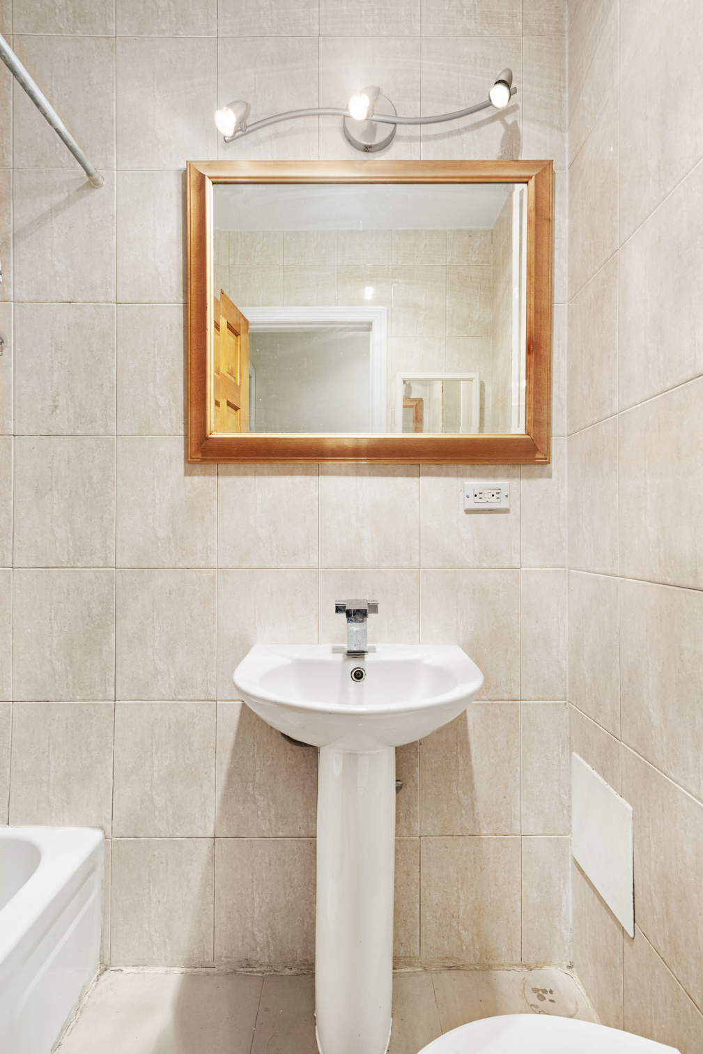 206 East 124th Street, Unit 2B Manhattan, NY 10035 - Photo 6 of 12