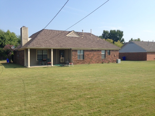 6787 Spring River Road Memphis, TN 38141 - Photo 4 of 15 COVERED PATIO