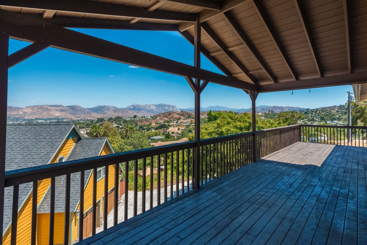 8610 Gardena Road Lakeside, CA 92040 - Photo 4 of 25