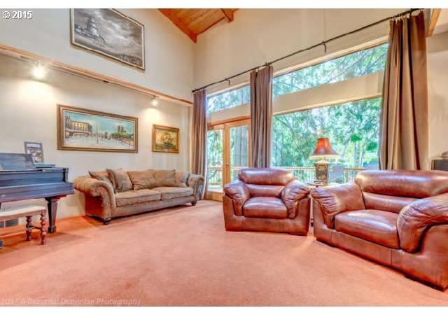 7301 Southwest Barbara Lane Portland, OR 97223 - Photo 9 of 26