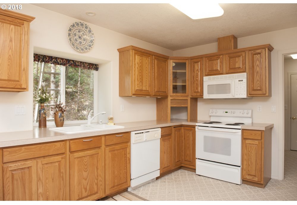 225 Hawks View Road Woodland, WA 98674 - Photo 14 of 32 Gallery Image 14