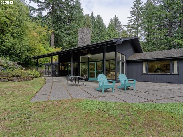 1931 Southwest Highland Road Portland, OR 97221 - Photo 16 of 16 Gallery Image 16