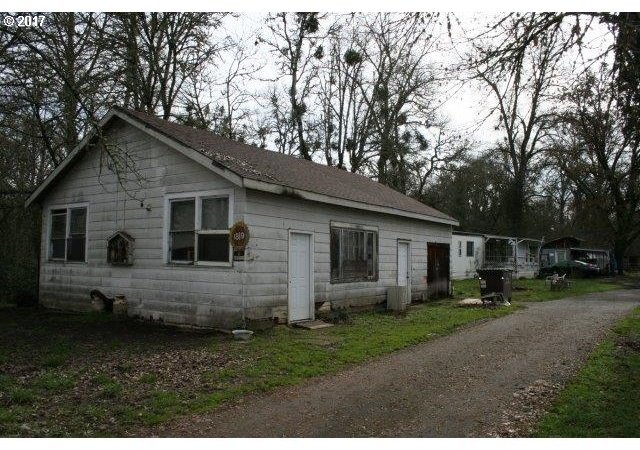 1819 Southwest Green Siding Road Roseburg, OR 97471 - Photo 1 of 4 Gallery Image 1