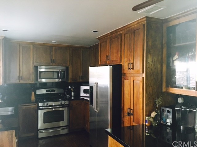 11742 215th Street, Unit 8 Lakewood, CA 90715 - Photo 20 of 20