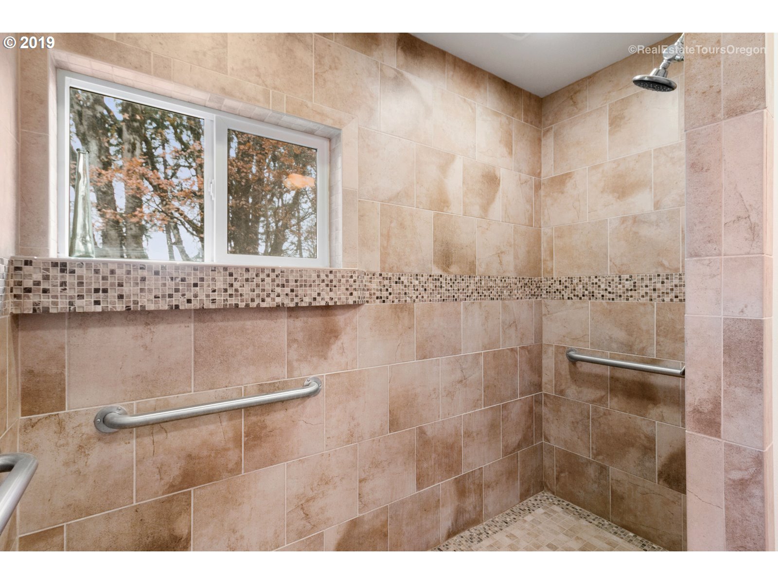 23700 Northeast Ridge Road Gaston, OR 97119 - Photo 5 of 32