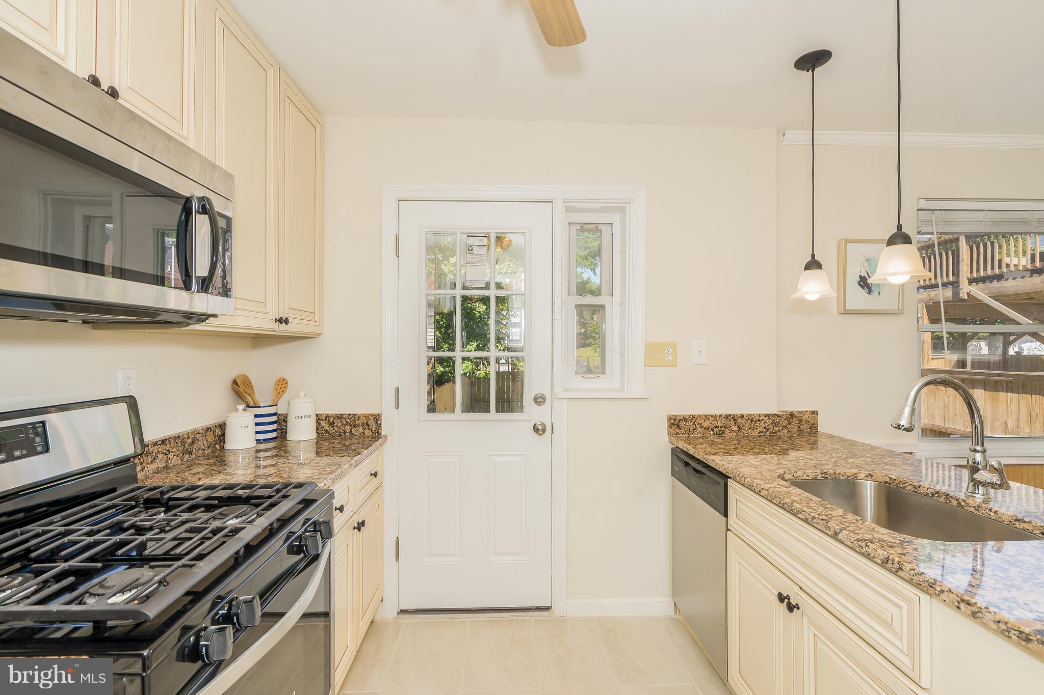 5026 Sargent Road Northeast Washington, DC 20017 - Photo 6 of 27