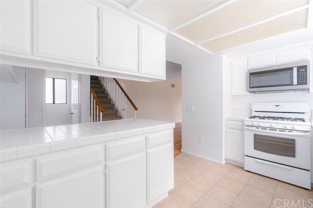 $738,000 | 249 Ogle Street, Unit B, Costa Mesa, CA 92627