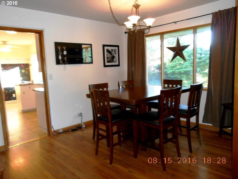 304 4th Street Moro, OR 97039 - Photo 8 of 26 Gallery Image 8