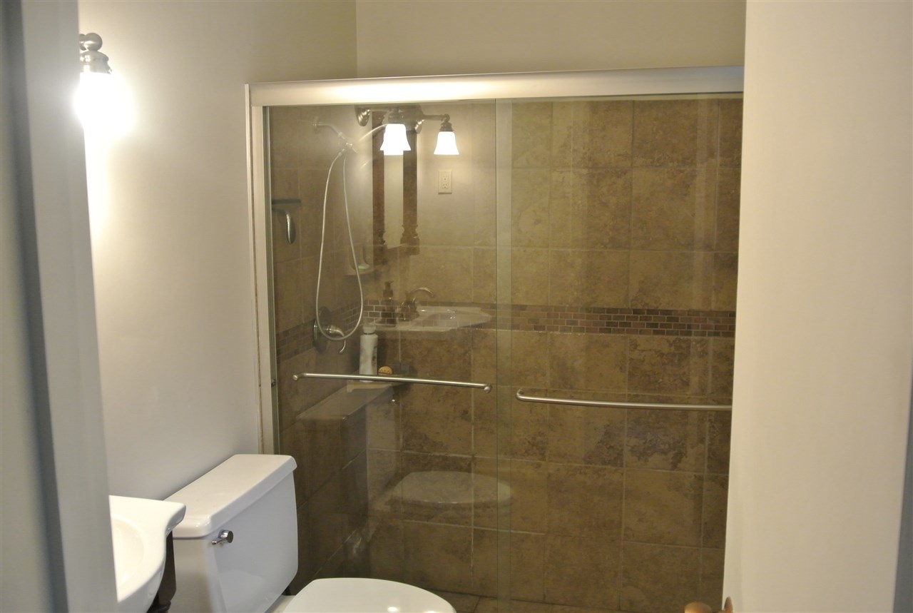 5787 Spring Lake Road Memphis, TN 38135 - Photo 15 of 23