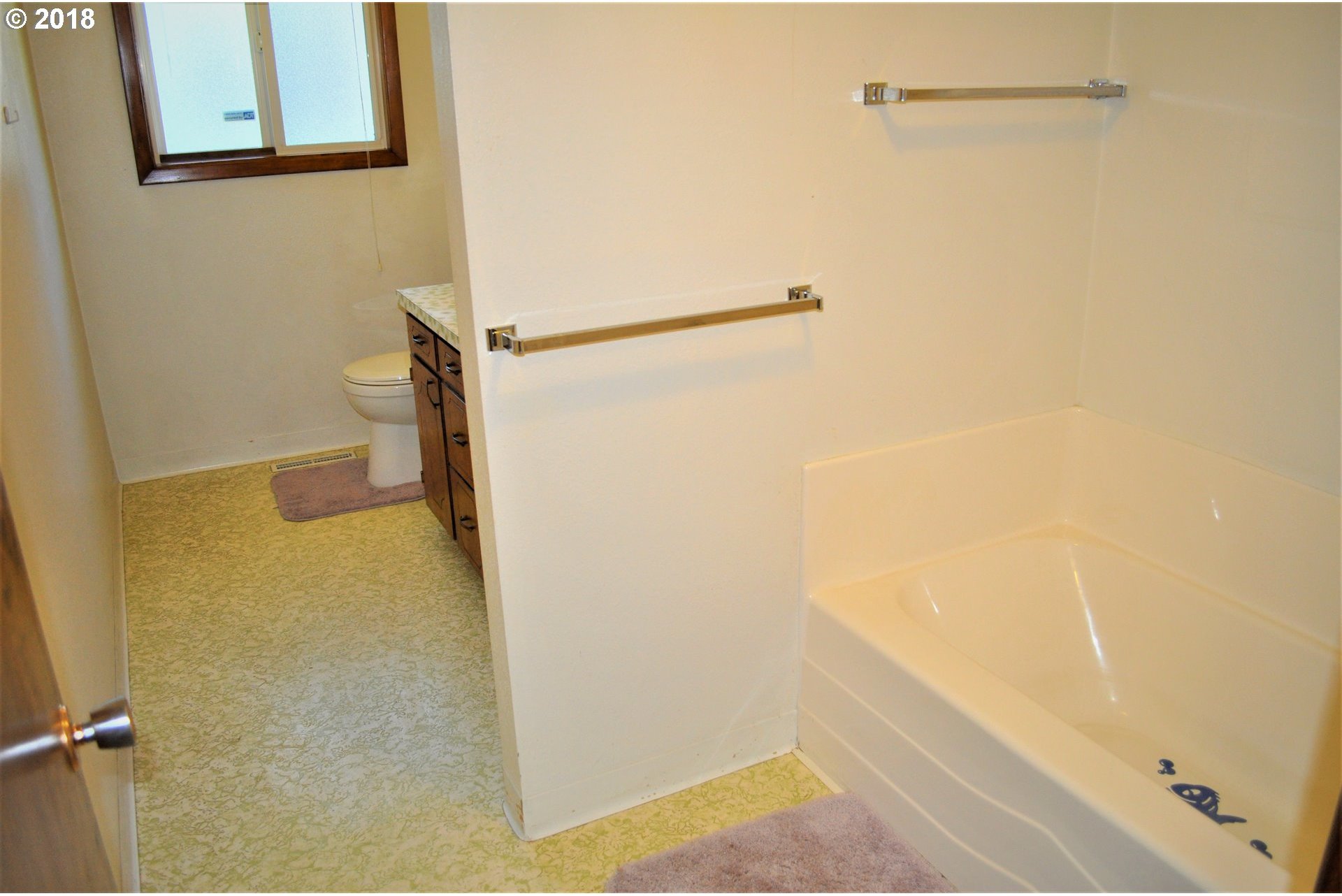 16605 Butteville Road Northeast Woodburn, OR 97071 - Photo 14 of 30 Gallery Image 14