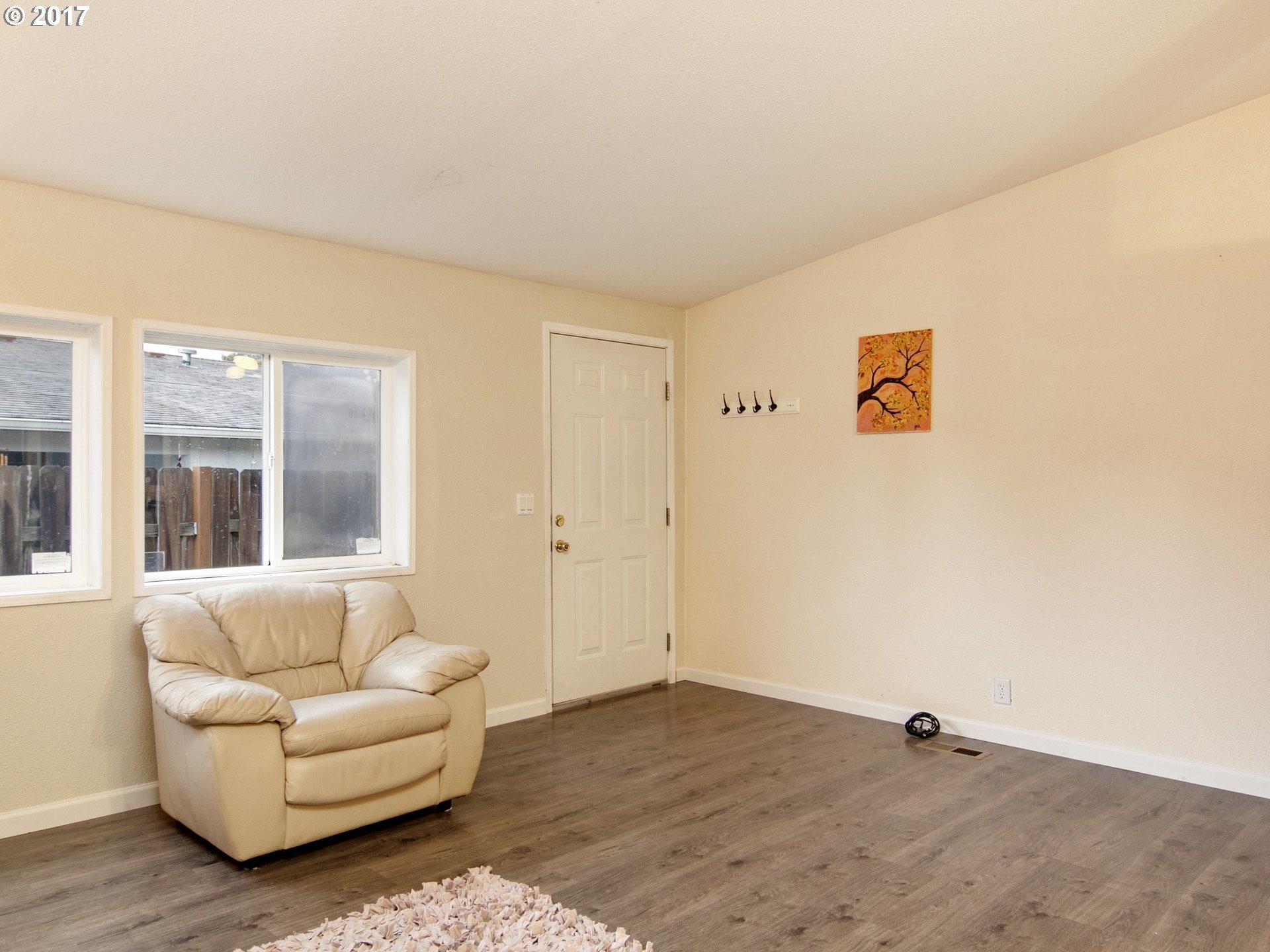 1132 Northeast Mariners Loop Portland, OR 97211 - Photo 4 of 32 Gallery Image 4