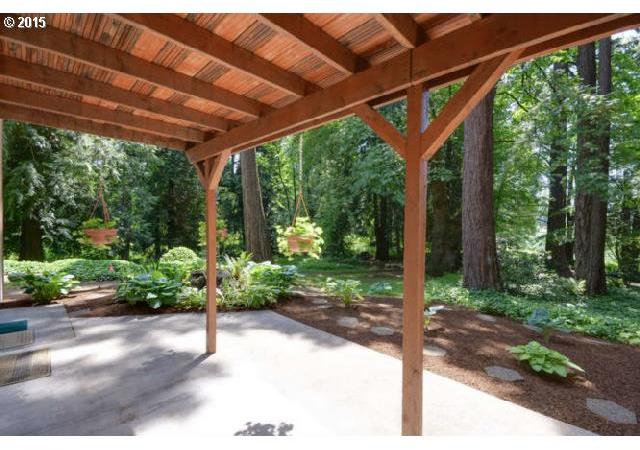 18601 Northwest Reeder Road Portland, OR 97231 - Photo 11 of 16