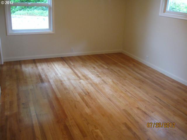 1720 Southwest Canby Street Portland, OR 97219 - Photo 5 of 15 Gallery Image 5