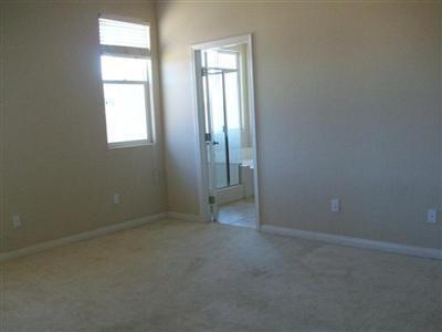 2602 Rising Mist Lane Bakersfield, CA 93313 - Photo 6 of 10 Gallery Image 6