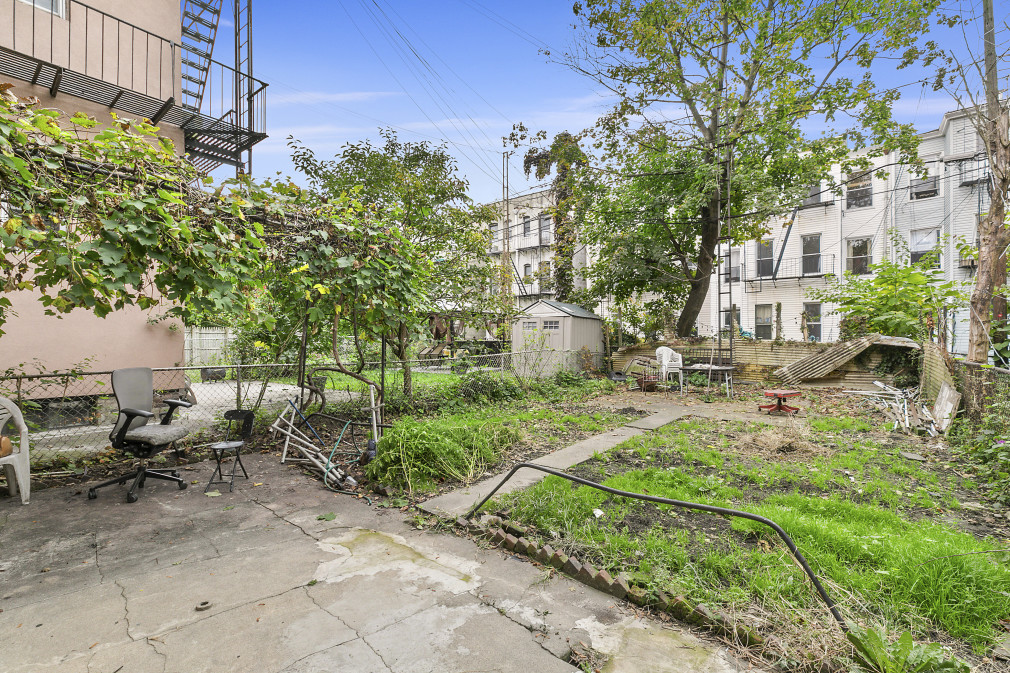 92 Eagle Street Brooklyn, NY 11222 - Photo 3 of 6