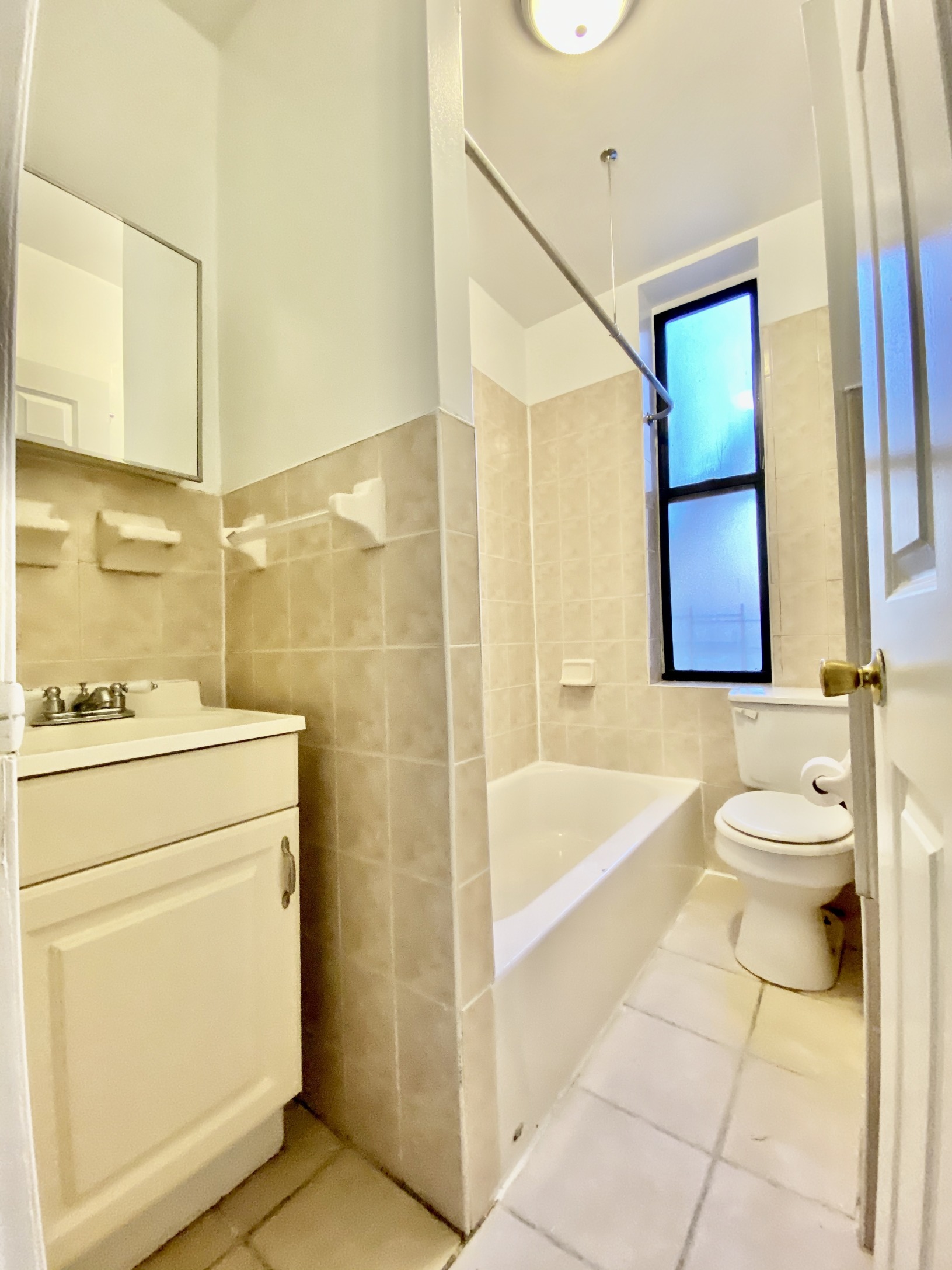 570 West 156th Street, Unit 54 Manhattan, NY 10032 - Photo 5 of 7