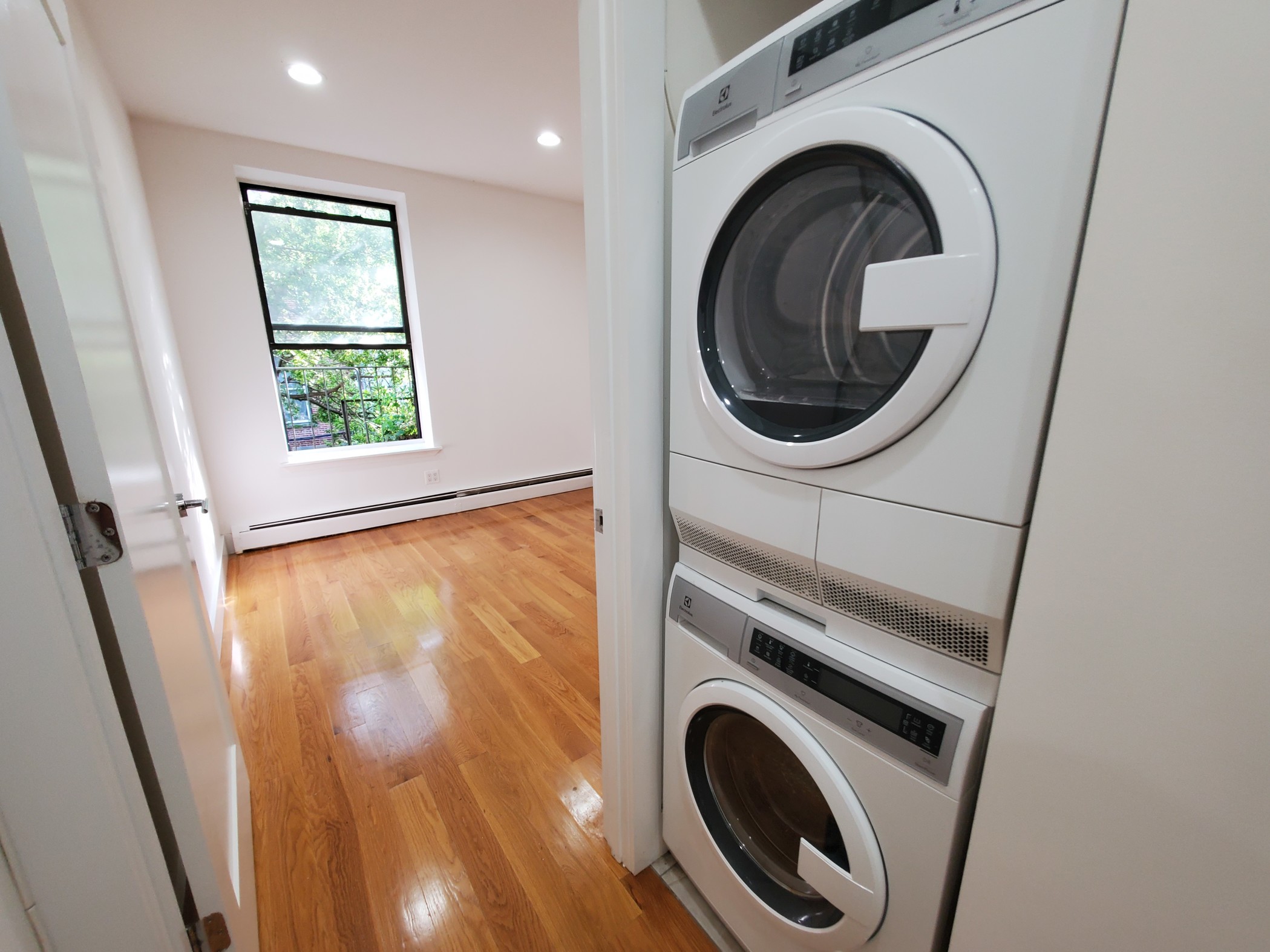 56 West 127th Street, Unit 2B Manhattan, NY 10027 - Photo 7 of 10