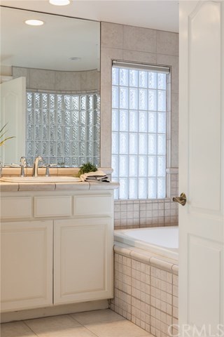 2608 West Oceanfront Newport Beach, CA 92663 - Photo 13 of 14