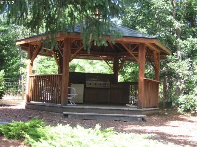 7 Ridgecrest Drive Lyle, WA 98635 - Photo 5 of 16 Gallery Image 5