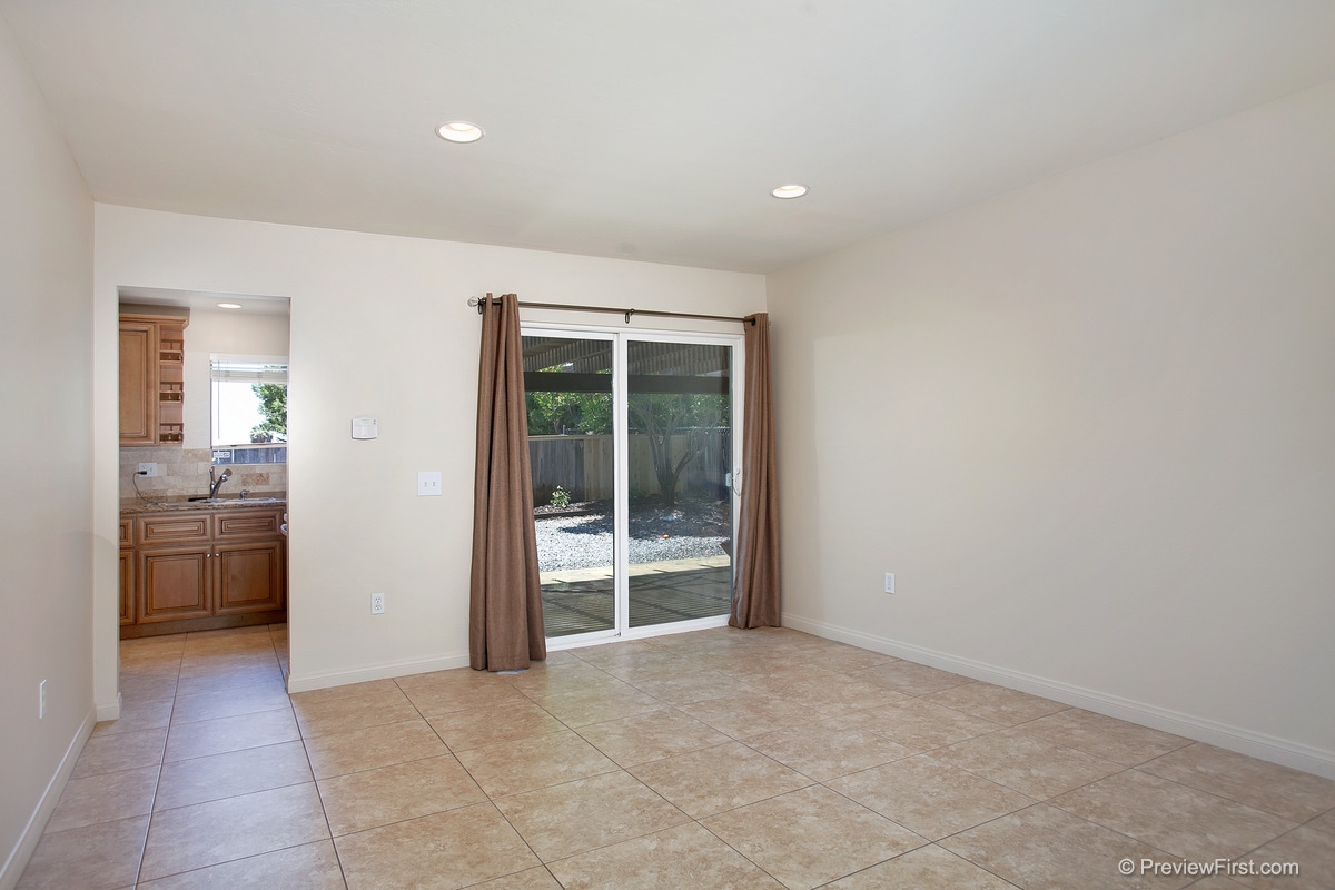 4717 Mystik Road Oceanside, CA 92056 - Photo 4 of 18