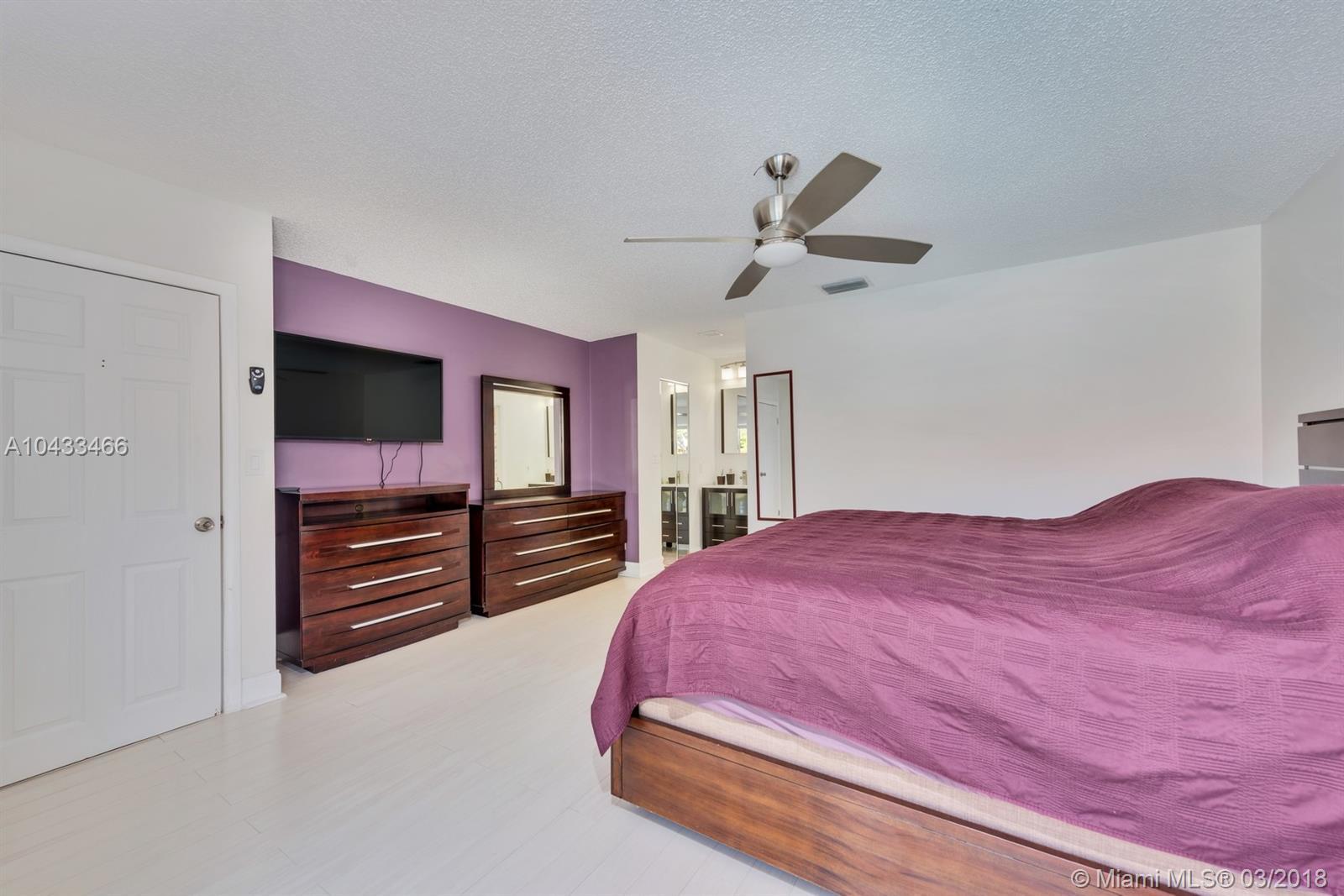 22 Boxwood Road Hollywood, FL 33021 - Photo 24 of 43 Gallery Image 24
