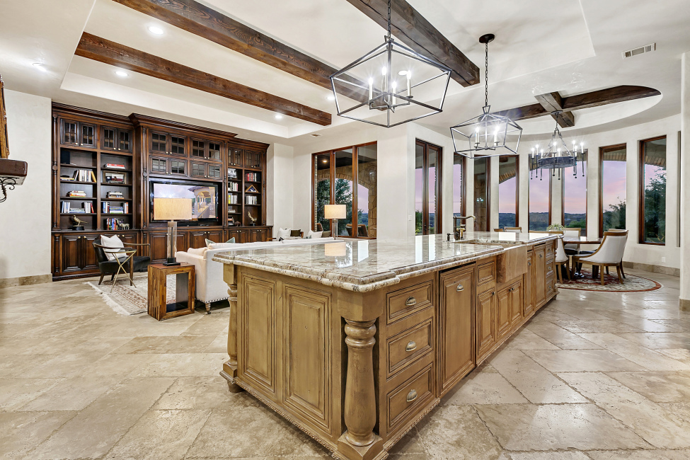 7915 Escala Drive Austin, TX 78735 - Photo 8 of 52