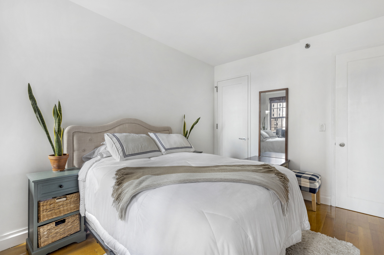 21 South William Street, Unit 7E Manhattan, NY 10004 - Photo 5 of 11