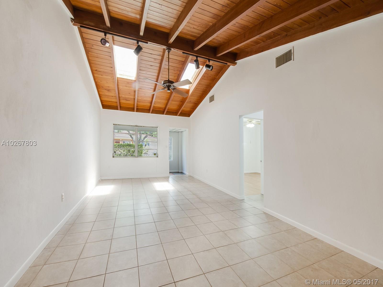 6090 Southwest 29th Street Miami, FL 33155 - Photo 4 of 14