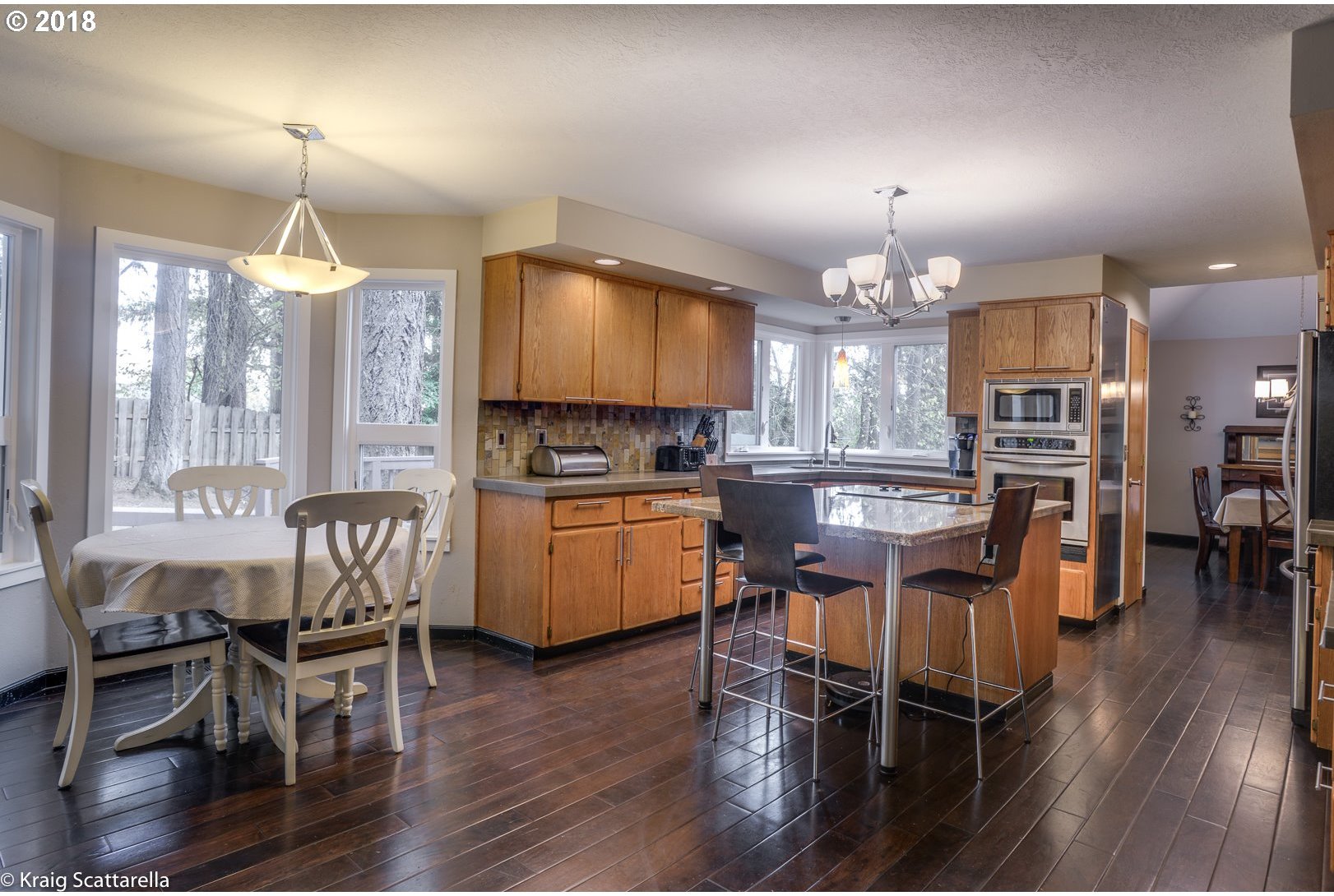 12120 Southwest Lesser Road Portland, OR 97219 - Photo 6 of 26 Gallery Image 6