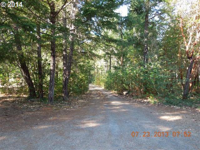 521 Squaw Mountain Road Selma, OR 97538 - Photo 3 of 4 Gallery Image 3