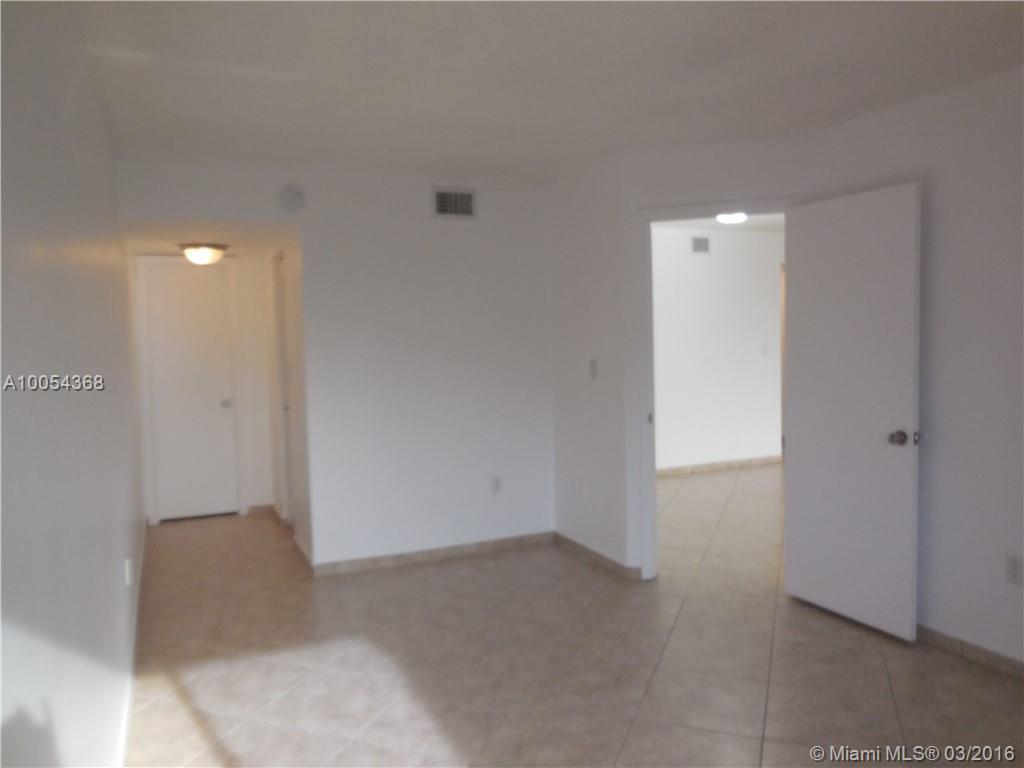 721 North Pine Island Road, Unit 416 Plantation, FL 33324 - Photo 11 of 18