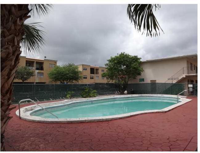1330 West 54th Street, Unit 108C Hialeah, FL 33012 - Photo 9 of 10