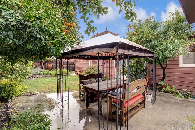 10508 Redmont Avenue Tujunga, CA 91042 - Photo 18 of 23