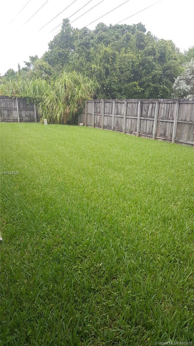14810 Southwest 129th Place Road Miami, FL 33186 - Photo 16 of 19 Gallery Image 16