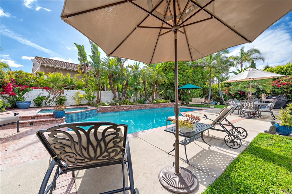 2152 Vallejo Drive Tustin, CA 92782 - Photo 31 of 35