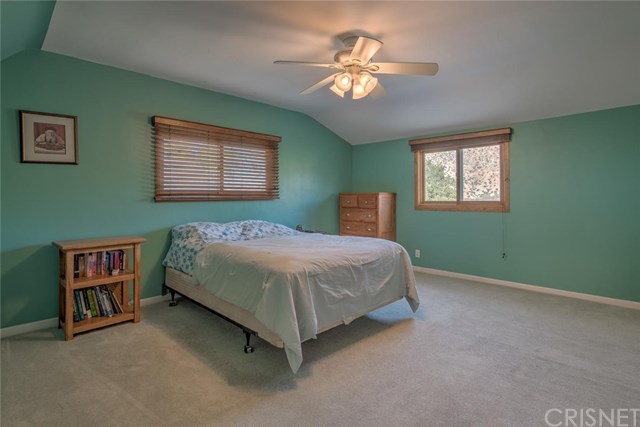 7665 Airlie Drive Tujunga, CA 91042 - Photo 12 of 26