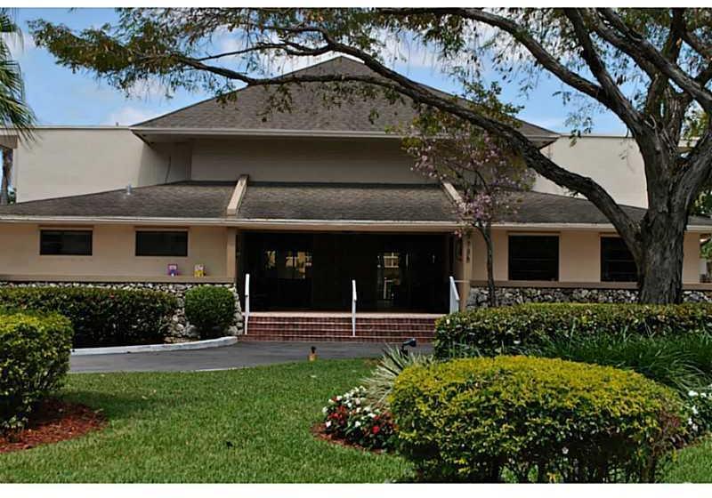 7725 Southwest 86th Street, Unit A1320 Miami, FL 33143 - Photo 18 of 20