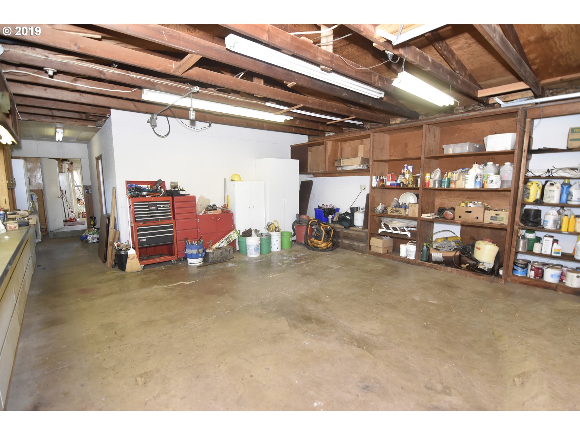 806 South 57th Street Springfield, OR 97478 - Photo 16 of 25