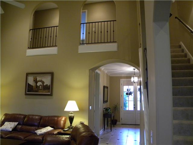 4517 Whisper Spring Drive Collierville, TN 38017 - Photo 2 of 12 Great size -Lots of light -Keeping room too YOU WILL LOVE THIS PLAN !