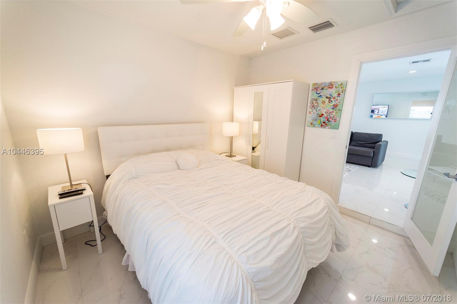 210 Southeast 4th Street Dania Beach, FL 33004 - Photo 23 of 41
