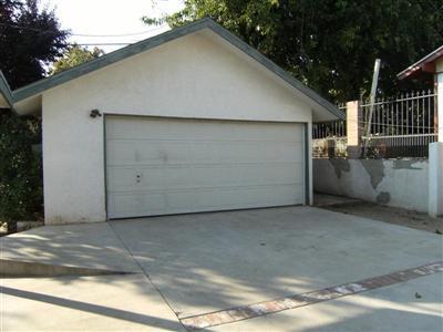 1904 Locust Ravine Bakersfield, CA 93306 - Photo 10 of 14 Gallery Image 10