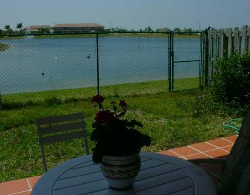 16502 Southwest 68th Terrace Miami, FL 33193 - Photo 2 of 4