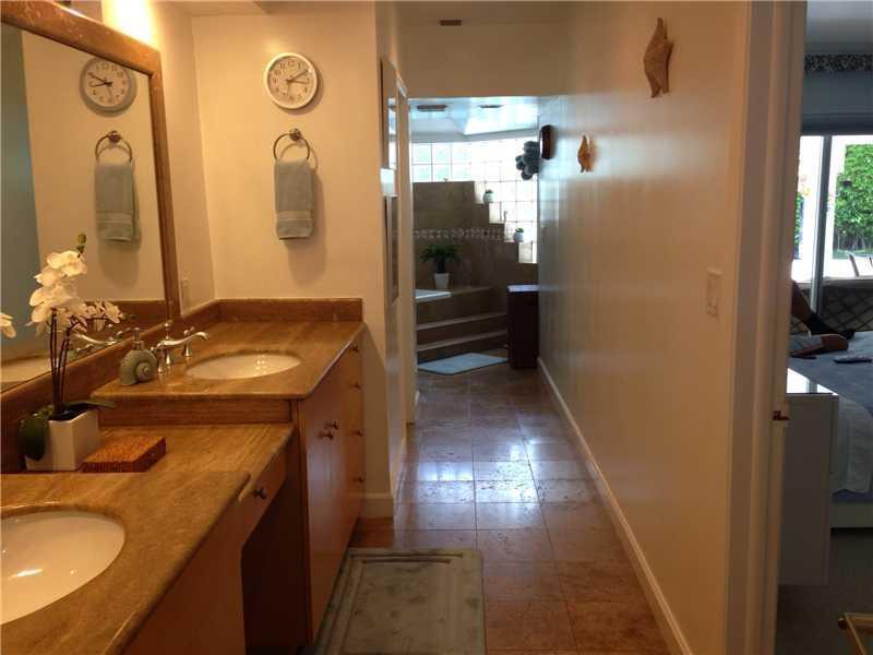 412 Hampton Lane Key Biscayne, FL 33149 - Photo 8 of 20