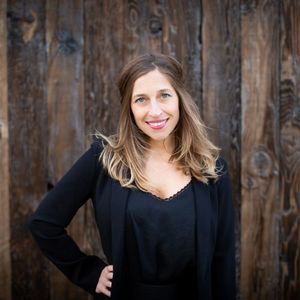 Angela Fallon, Agent in  - Compass