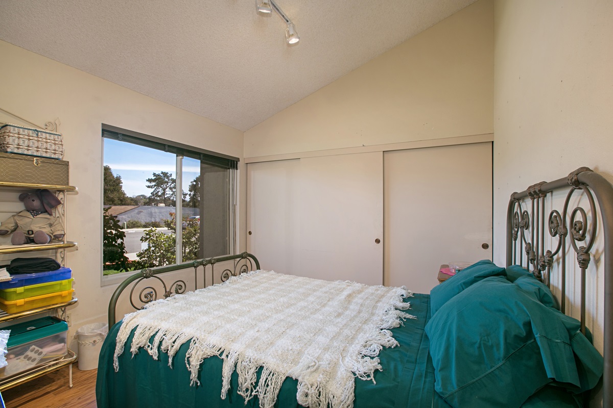 14066 Crest Way Del Mar, CA 92014 - Photo 16 of 23